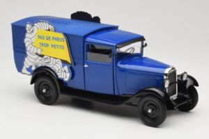 Citroen C4 F Pas de Pneus Trop Petit Moder Solido 1:18 151235-00 Kovina – slika 6 od 8