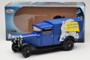 Citroen C4 F Pas de Pneus Trop Petit Moder Solido 1:18 151235-00 Kovina – slika 8 od 8