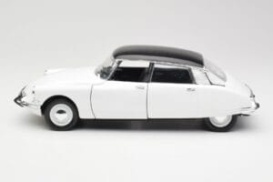 Citroen DS Berline Blanc Meije Solido 1:18 8033 Kovina – slika 4 od 8