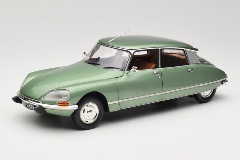Citroen DS23 Pallas Zelen Norev 1:18 181570 Kovina
