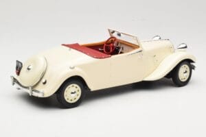 Citroen Traction Avant 11B Kabriolet Krem Norev 1:18 181440 Kovina – slika 2 od 6
