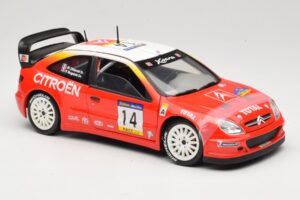 Citroen Xsara T4 WRC #14 P. Bugalski / J-P. Chiaroni WRC 2001 Solido 1:18 9021 Kovina – slika 6 od 8