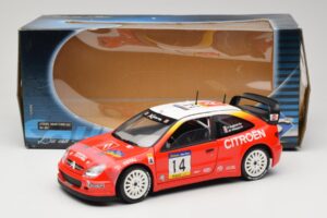 Citroen Xsara T4 WRC #14 P. Bugalski / J-P. Chiaroni WRC 2001 Solido 1:18 9021 Kovina – slika 8 od 8