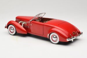 Cord 812 Kabriolet Rdeč American Muscle 1:18 32158 Kovina – slika 7 od 8