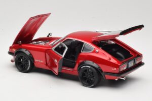 Datsun 240Z S30 Rdeč Maisto 1:18 32611 Kovina – slika 5 od 8