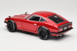 Datsun 240Z S30 Rdeč Maisto 1:18 32611 Kovina – slika 7 od 8