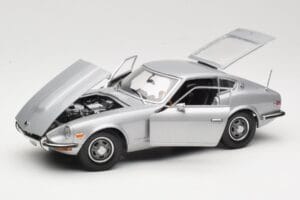 Datsun 240Z S30 Srebrna Sun Star 1:18 3503 Kovina – slika 2 od 8
