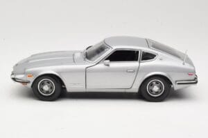 Datsun 240Z S30 Srebrna Sun Star 1:18 3503 Kovina – slika 4 od 8