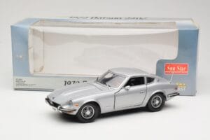 Datsun 240Z S30 Srebrna Sun Star 1:18 3503 Kovina – slika 8 od 8
