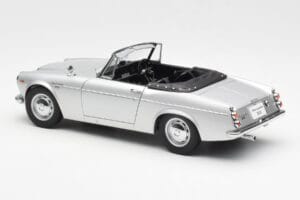 Datsun Fairlady 2000 SR311 Roadster Srebrna AUTOart 1:18 77432 Kovina – slika 7 od 8