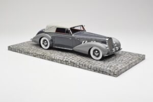 Delage D8 120 Kabriolet Siv & Temno Siv Minichamps 1:18 107115134 Kovina – slika 4 od 6