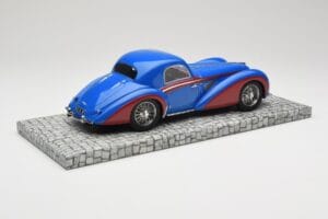Delahaye Type 145 V12 Coupe Moder Rdeč Minichamps 1:18 107116121 Smola – slika 2 od 6