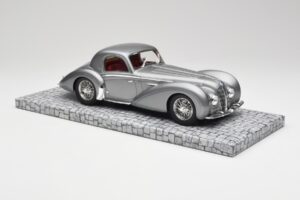 Delahaye Type 145 V12 Coupe Mullin Museum Minichamps 1:18 107116120 Kovina – slika 6 od 6