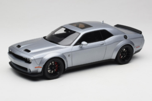 Dodge Challenger SRT Hellcat Redeye Srebrna GT Spirit 1:18 GT226 Smola