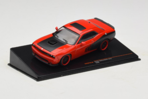 Dodge Challenger SRT8 Rdeč IXO 1:43 CLC597N Kovina – slika 2 od 4