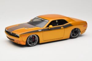 Dodge Challenger Concept Zlat Maisto 1:18 31320 Kovina