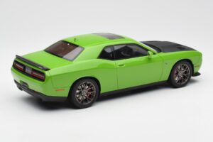 Dodge Challenger SRT Hellcat Zelena GT Spirit 1:18 GT168 Smola – slika 2 od 6