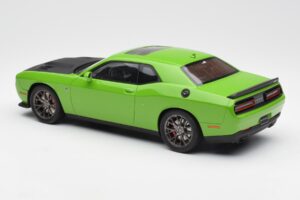 Dodge Challenger SRT Hellcat Zelena GT Spirit 1:18 GT168 Smola – slika 5 od 6