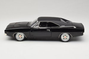 Dodge Charger R/T Steve McQueen Bullitt Movie Greenlight 1:18 12839 Kovina – slika 4 od 8