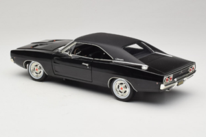 Dodge Charger R/T Steve McQueen Bullitt Movie Greenlight 1:18 12839 Kovina – slika 7 od 8