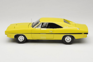 Dodge Charger R/T Rumen Dirty Mary Crazy Larry Auto World 1:18 AWSS101/06 Kovina – slika 4 od 8