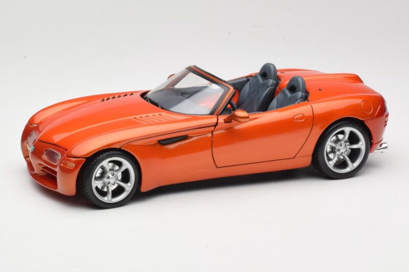 Dodge Concept Vehicle Oranžna Maisto 1:18 50323 Kovina