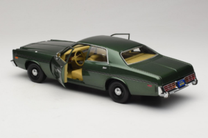 Dodge Monaco Zelen Hunter GreenLight 1:18 19045 Kovina – slika 5 od 8