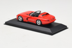 Dodge Viper RT/10 Kabriolet Rdeč Minichamps 1:43 430144032 Kovina – slika 3 od 4