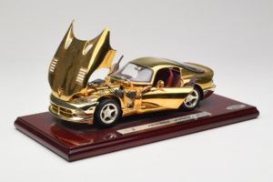 Dodge Viper GTS Gold Plated 23K Maisto 1:18 GP001 Kovina – slika 2 od 8