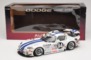 Dodge Viper GTS-R #94 Viper Team Oreca O. Beretta / T. Archer / D. Dupuy 24 Hours of Daytona 1997 AUTOart 1:18 89723 Kovina – slika 8 od 8