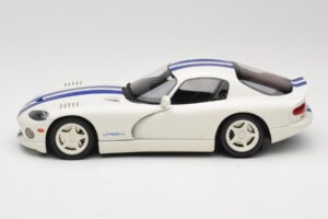 Dodge Viper GTS Stone White GT Spirit 1:18 GT940 Smola – slika 3 od 6