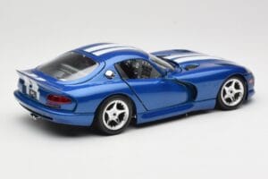 Dodge Viper GTS SR II Modra z Belimi Črtami Bburago 1:18 3330 Kovina – slika 3 od 8