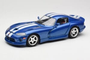 Dodge Viper GTS SR II Modra z Belimi Črtami Bburago 1:18 3330 Kovina