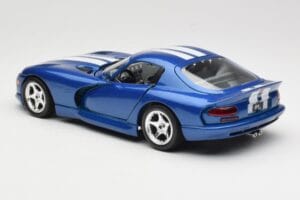 Dodge Viper GTS SR II Modra z Belimi Črtami Bburago 1:18 3330 Kovina – slika 7 od 8