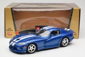 Dodge Viper GTS SR II Modra z Belimi Črtami Bburago 1:18 3330 Kovina – slika 8 od 8