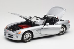 Dodge Viper SRT-10 Bright Srebrna Bburago 1:18 34908 Kovina – slika 2 od 8