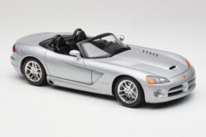 Dodge Viper SRT-10 Bright Srebrna Bburago 1:18 34908 Kovina – slika 6 od 8