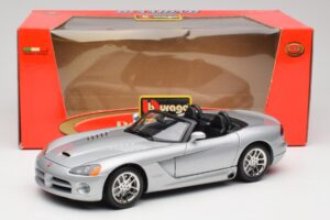 Dodge Viper SRT-10 Bright Srebrna Bburago 1:18 34908 Kovina – slika 8 od 8