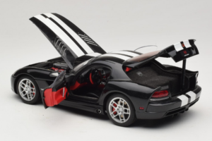 Dodge Viper SRT-10 Coupe Črn AUTOart 1:18 71712 Kovina – slika 5 od 8