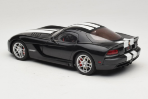 Dodge Viper SRT-10 Coupe Črn AUTOart 1:18 71712 Kovina – slika 7 od 8