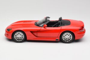 Dodge Viper SRT-10 Rdeč Bburago 1:18 3325 Kovina – slika 4 od 8