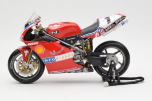 Ducati 998R WSB #1 T. Bayliss Ducati Infostrada 2002 Minichamps 1:12 122021201 Kovina