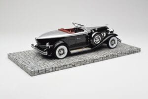 Duesenberg Model J Torpedo Disappearing Top Convertible Coupe Srebrn Črn Minichamps 1:18 107150431 Smola – slika 2 od 6