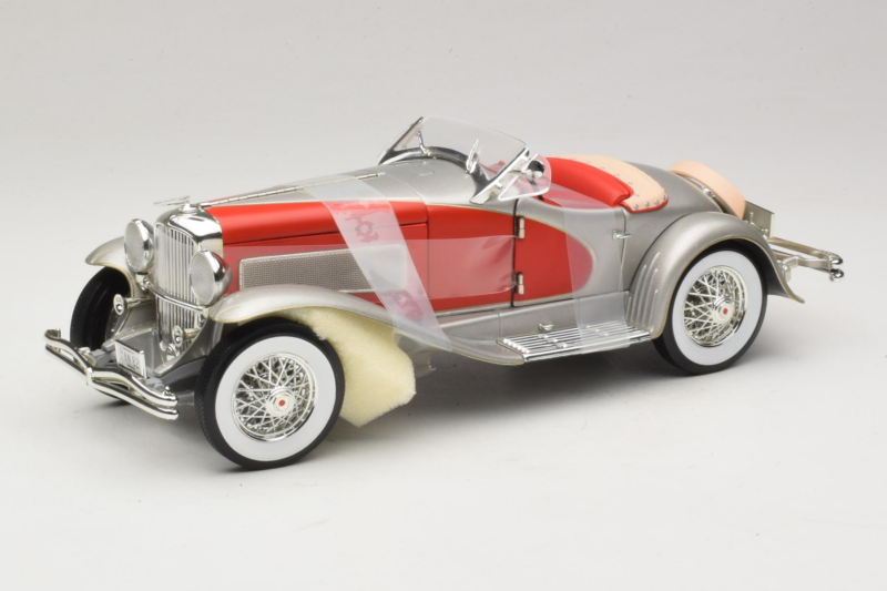 Duesenberg SJ Clark Gable's Car Srebrn Rdeč ERTL 1:18 7962 Kovina