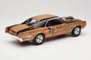 Oldsmobile 442 Hurst Hairy Olds Twin-Engine 4WD 1966 Highway 61 1:18 50089 Kovina – slika 3 od 8