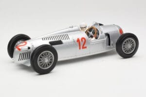 Auto Union Type C #12 H. Stuck Hungarian GP Budapest 1936 Minichamps 1:18 155361012 Kovina – slika 2 od 6