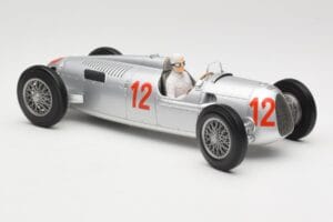 Auto Union Type C #12 H. Stuck Hungarian GP Budapest 1936 Minichamps 1:18 155361012 Kovina – slika 4 od 6