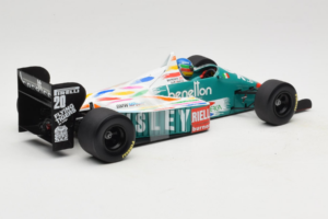 Benetton B186 #20 G. Berger F1 1986 Minichamps 1:18 80439418130 Kovina – slika 2 od 6