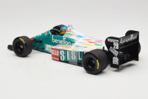 Benetton B186 #20 G. Berger F1 1986 Minichamps 1:18 80439418130 Kovina – slika 5 od 6