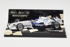 BMW Sauber F1.06 #11 J. Villeneuve F1 2006 Minichamps 1:43 400060017 Kovina